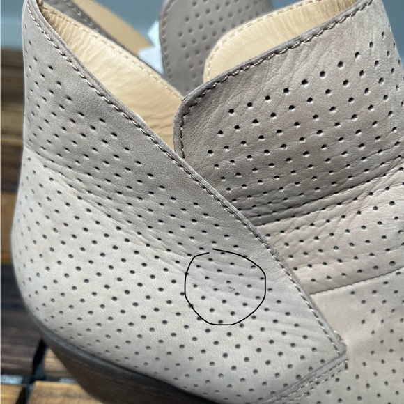 ME TOO Womens Zinnia 8 Nubuck Comfort Ankle Boots Size 9.5 - Picture 9 of 10